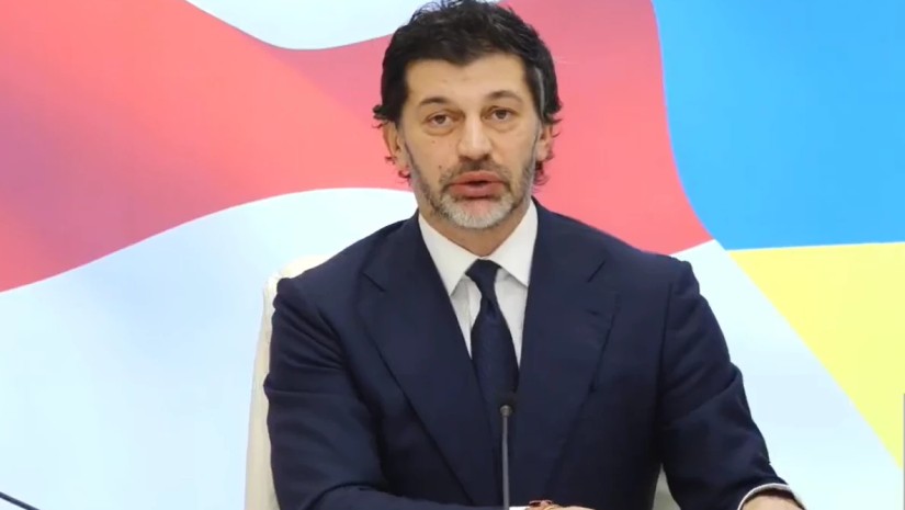 Завершено масштабное обновление площади Героев - Каладзе