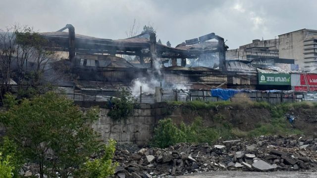 В Тбилиси на месте сгоревшего «Боржомского рынка» построят новый торговый центр