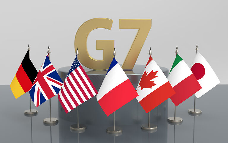 Большинство стран G7 готово снизить потолок цен на российскую нефть до $45 за баррель