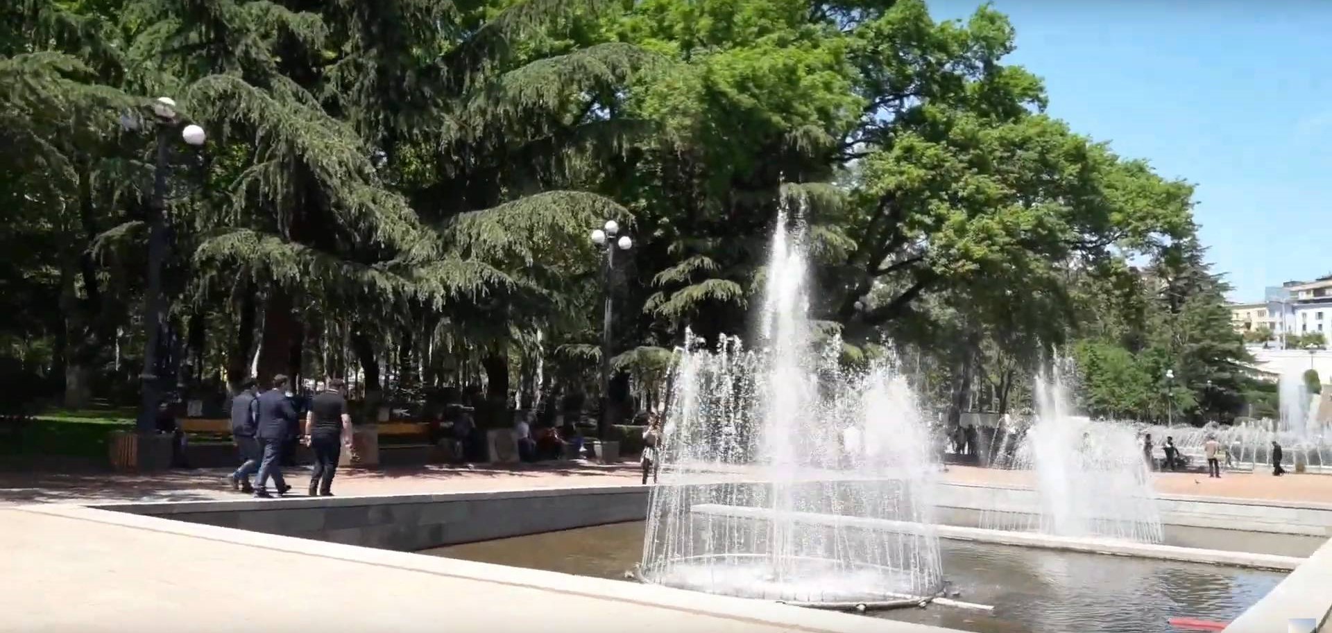 Мэрия Тбилиси завершает реконструкцию фонтанов парка Ваке