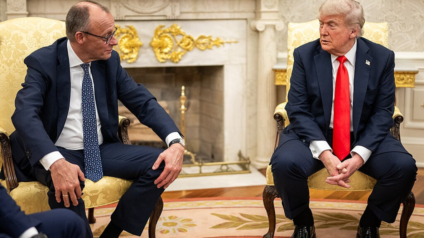 Канцлер Германии намерен заключить с президентом США секретную сделку по оружию для Украины