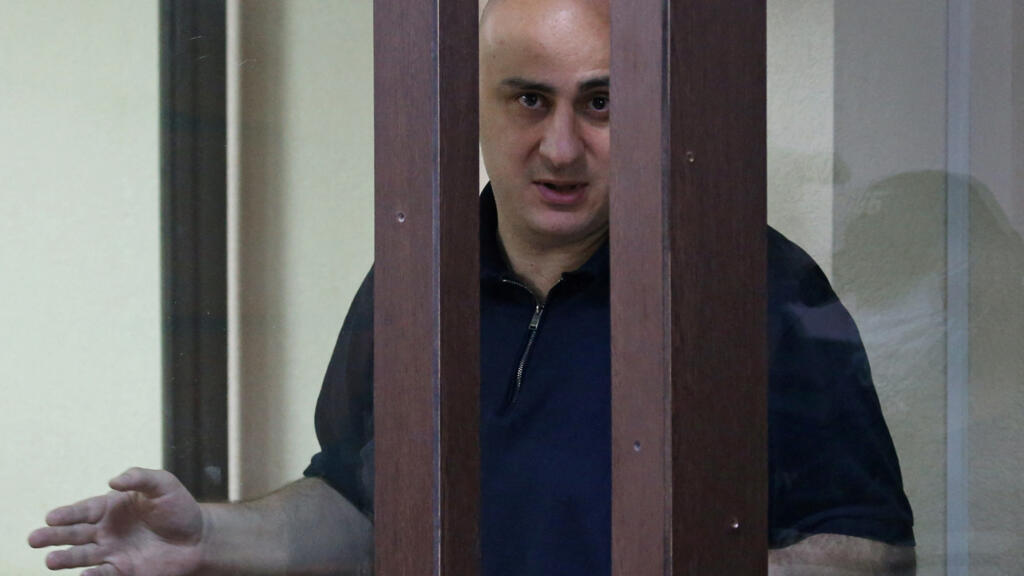 Тбилисский городской суд вновь оставил под арестом Нику Мелия