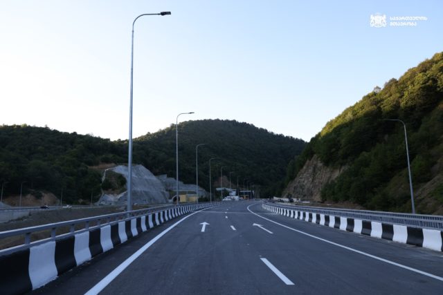 В Грузии открылась Сурамская объездная дорога Европейской транзитной дорогм Е-60