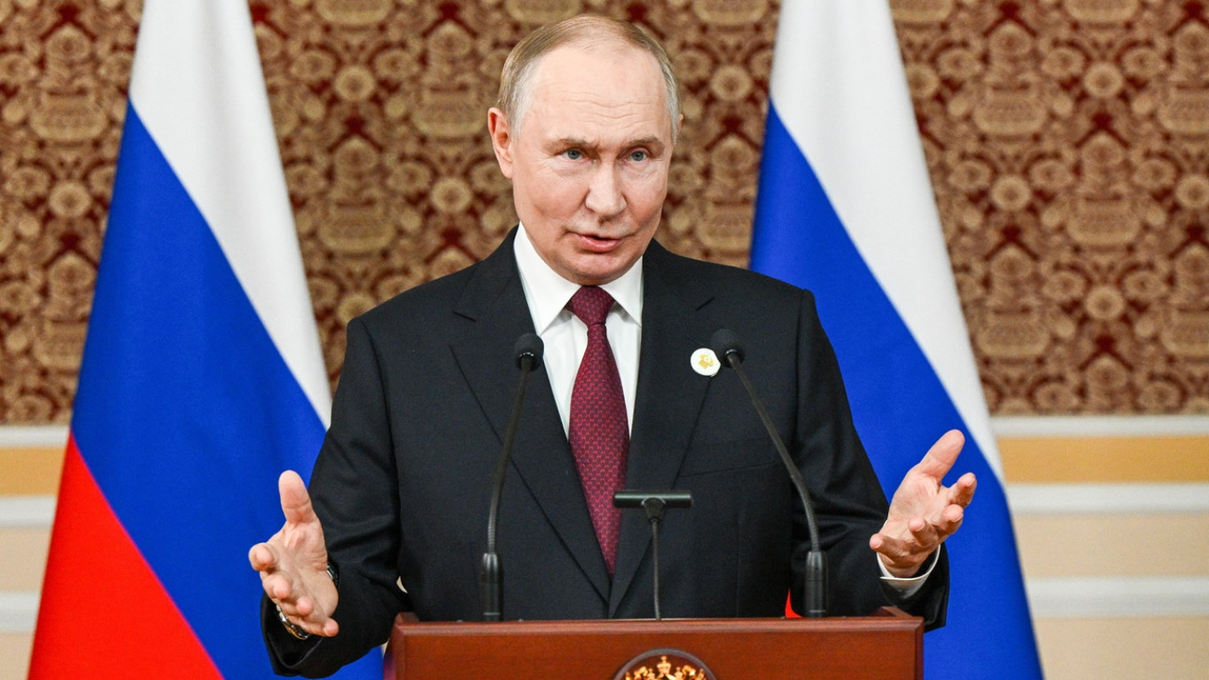 Путин заявил о начале гонки ядерных вооружений и пообещал показать новое «чудо-оружие»