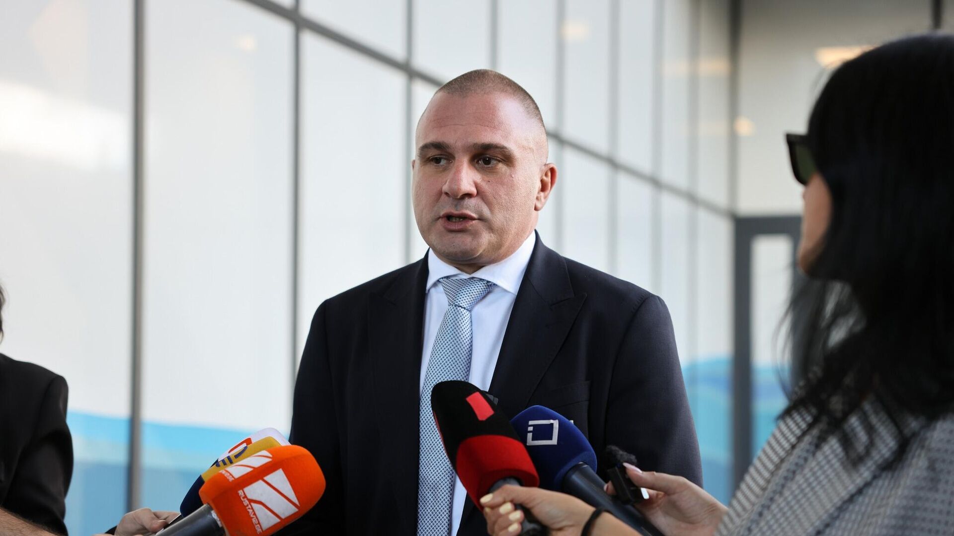 На дорогах Грузии установят весы для грузовых автомобилей