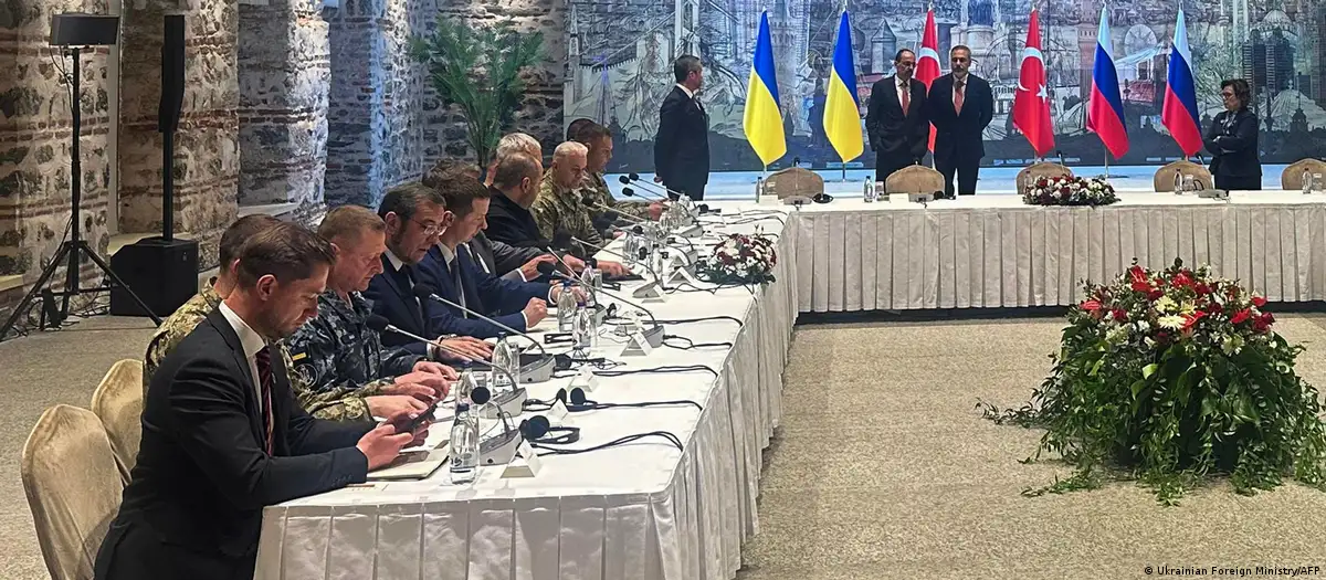 Мирные переговоры между Россией и Украиной приостановлены из-за отсутствия прогресса