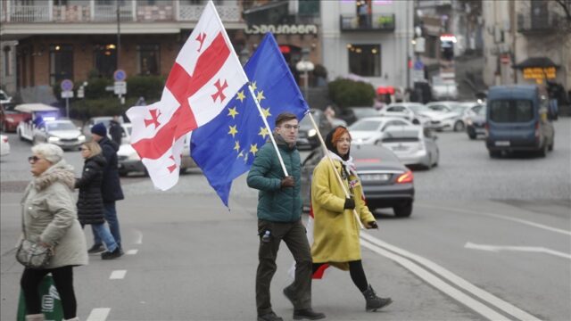 «Мечта» вносит изменения в закон «О собраниях и манифестациях»