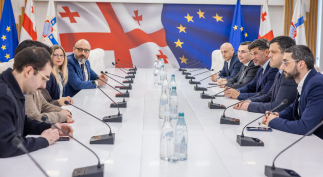 Парк аттракционов - новый проект мэрии Тбилиси