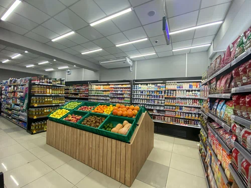 По данным Агентства конкуренции Грузии в 2026 году в стране работает 3 141 сетевой продуктовый магазин