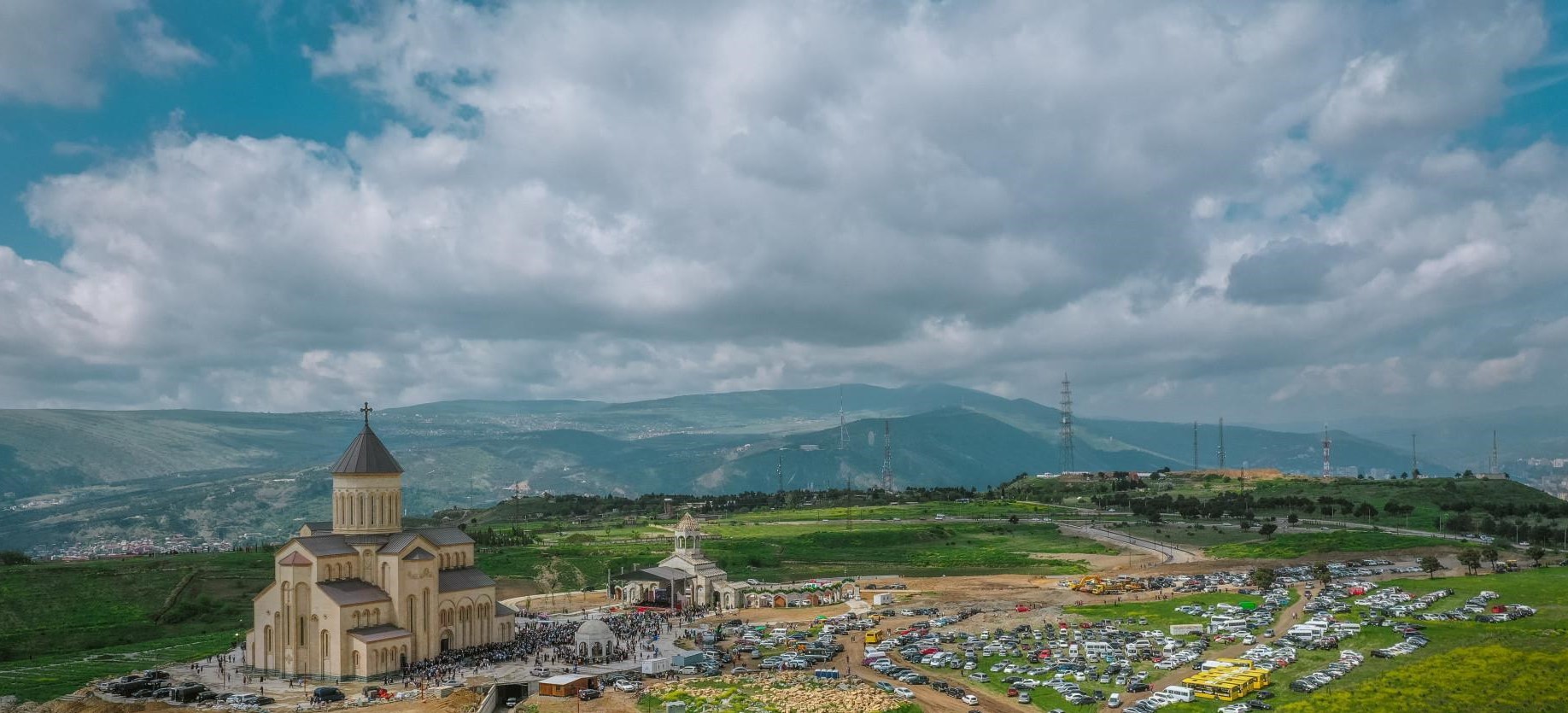 Фонд муниципального развития приостановил тендер плана правительственного городка в Тбилиси