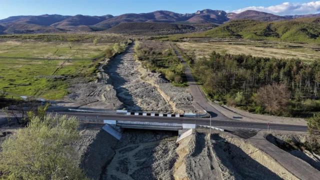 Новый мост построен на дороге Тбилиси–Лагодехи